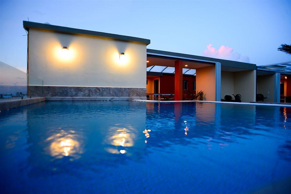 Sunrise 42 Suites Hotel Playa del Carmen Exteriör bild
