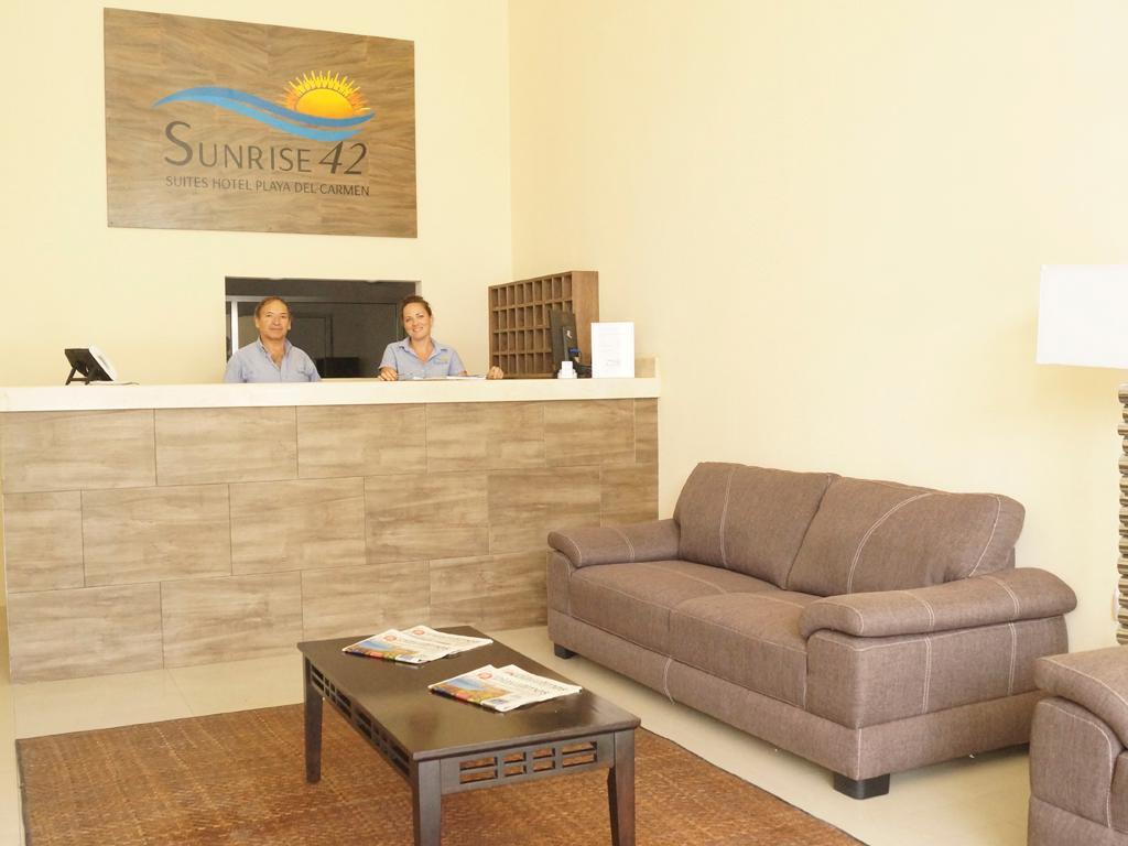 Sunrise 42 Suites Hotel Playa del Carmen Exteriör bild