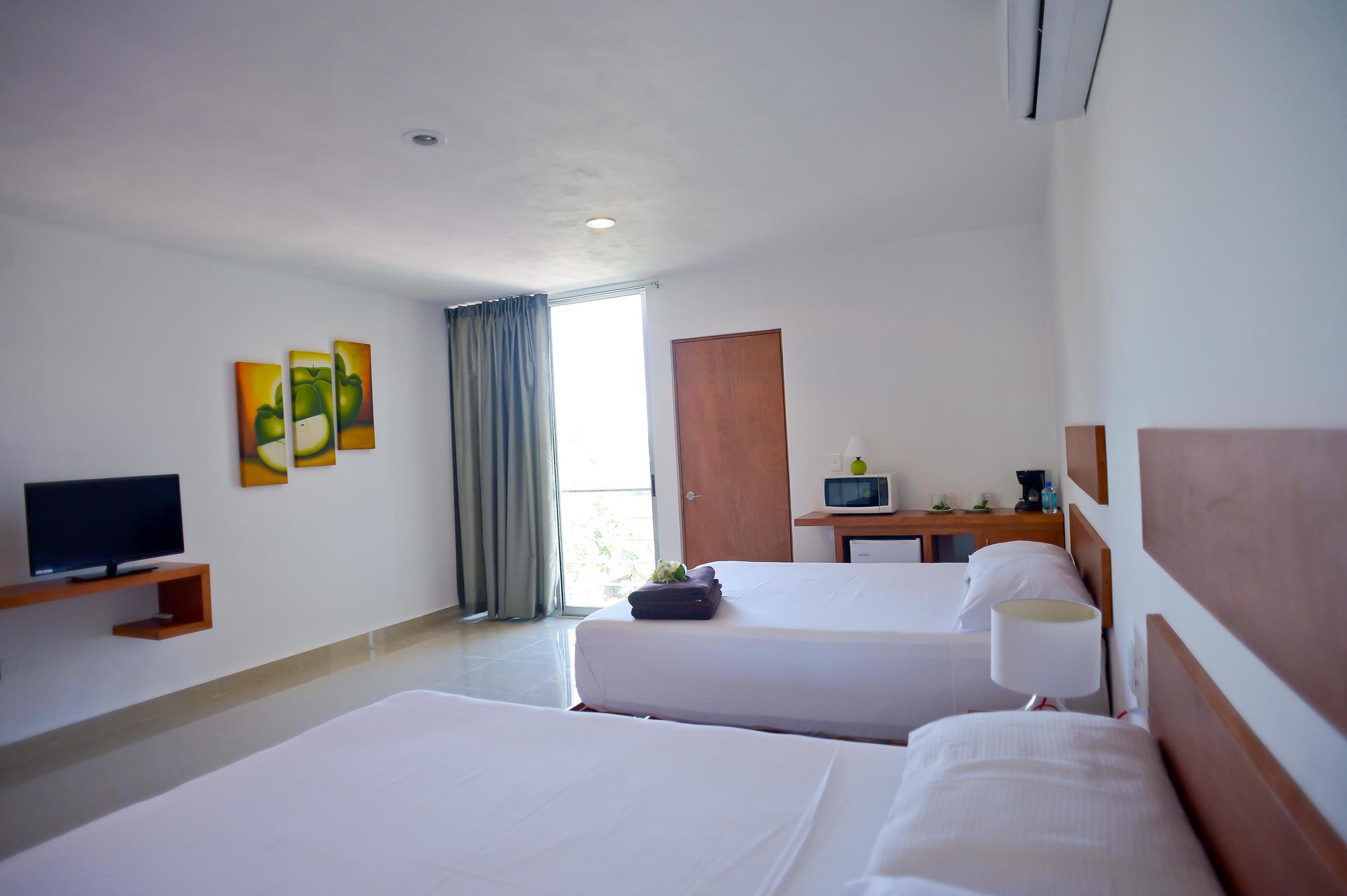 Sunrise 42 Suites Hotel Playa del Carmen Exteriör bild