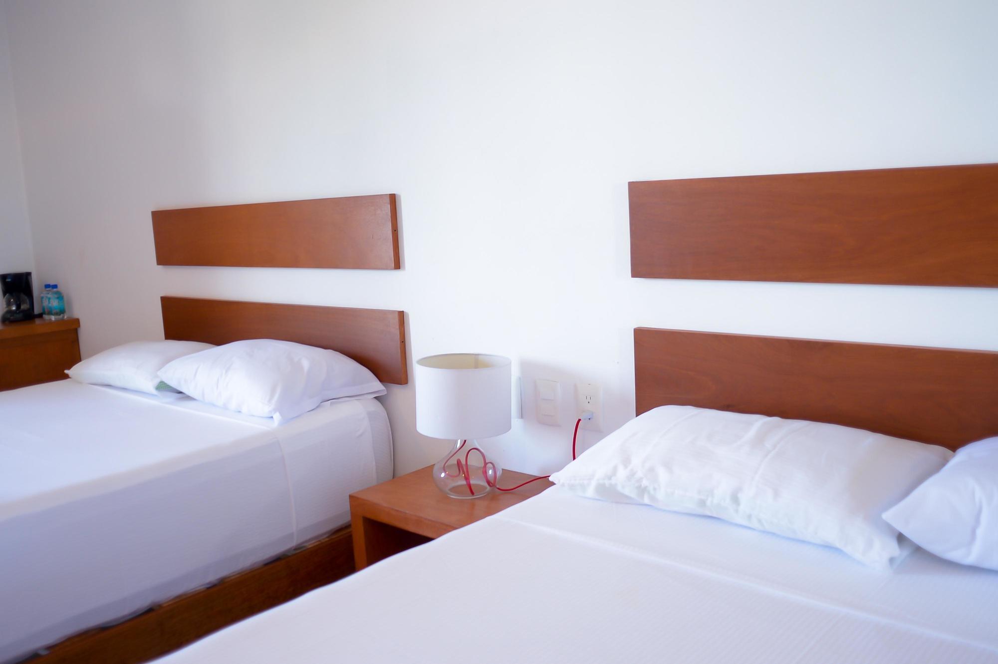 Sunrise 42 Suites Hotel Playa del Carmen Exteriör bild