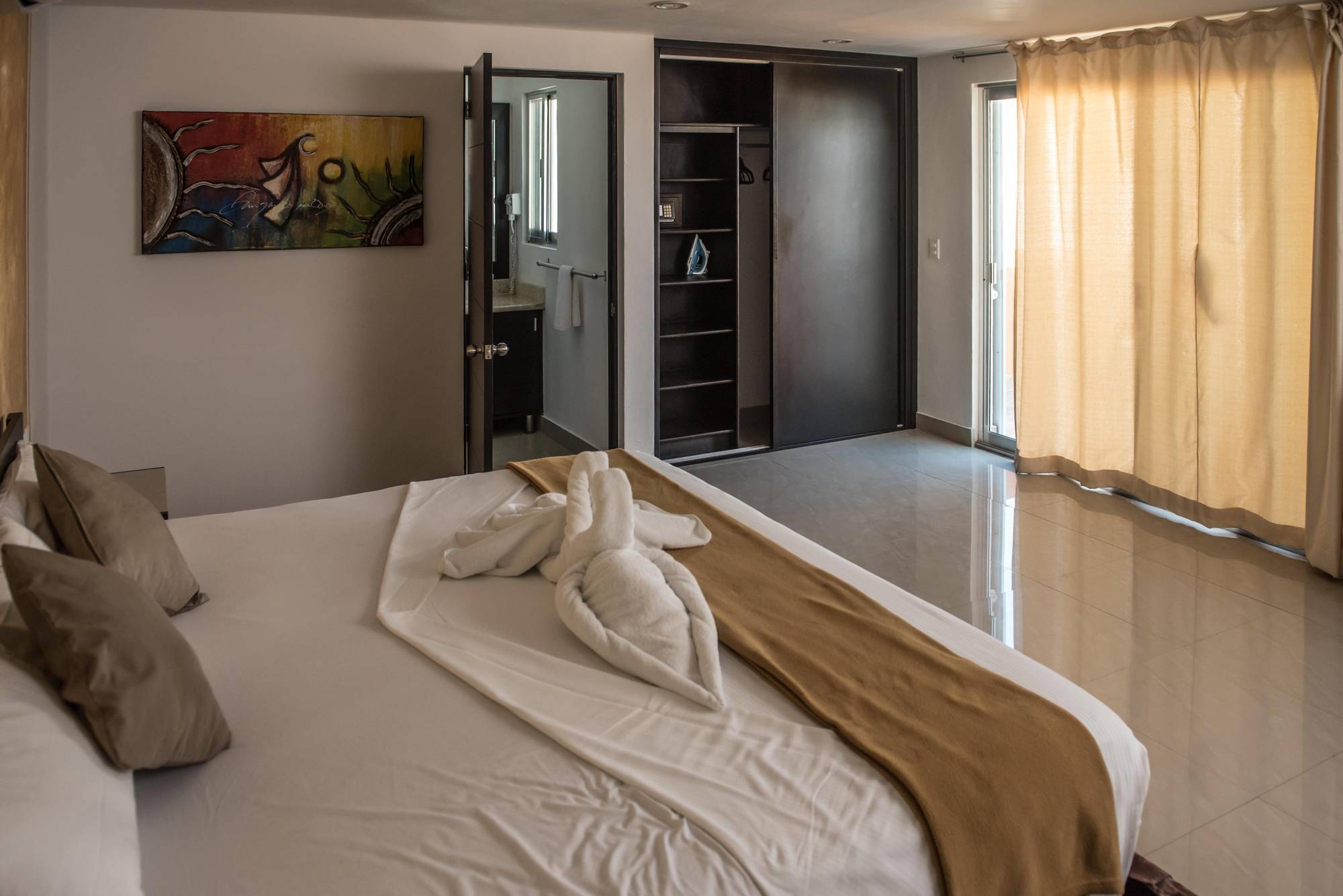 Sunrise 42 Suites Hotel Playa del Carmen Exteriör bild