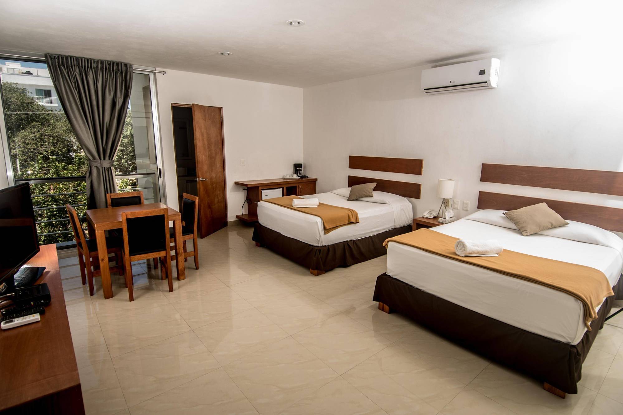 Sunrise 42 Suites Hotel Playa del Carmen Exteriör bild