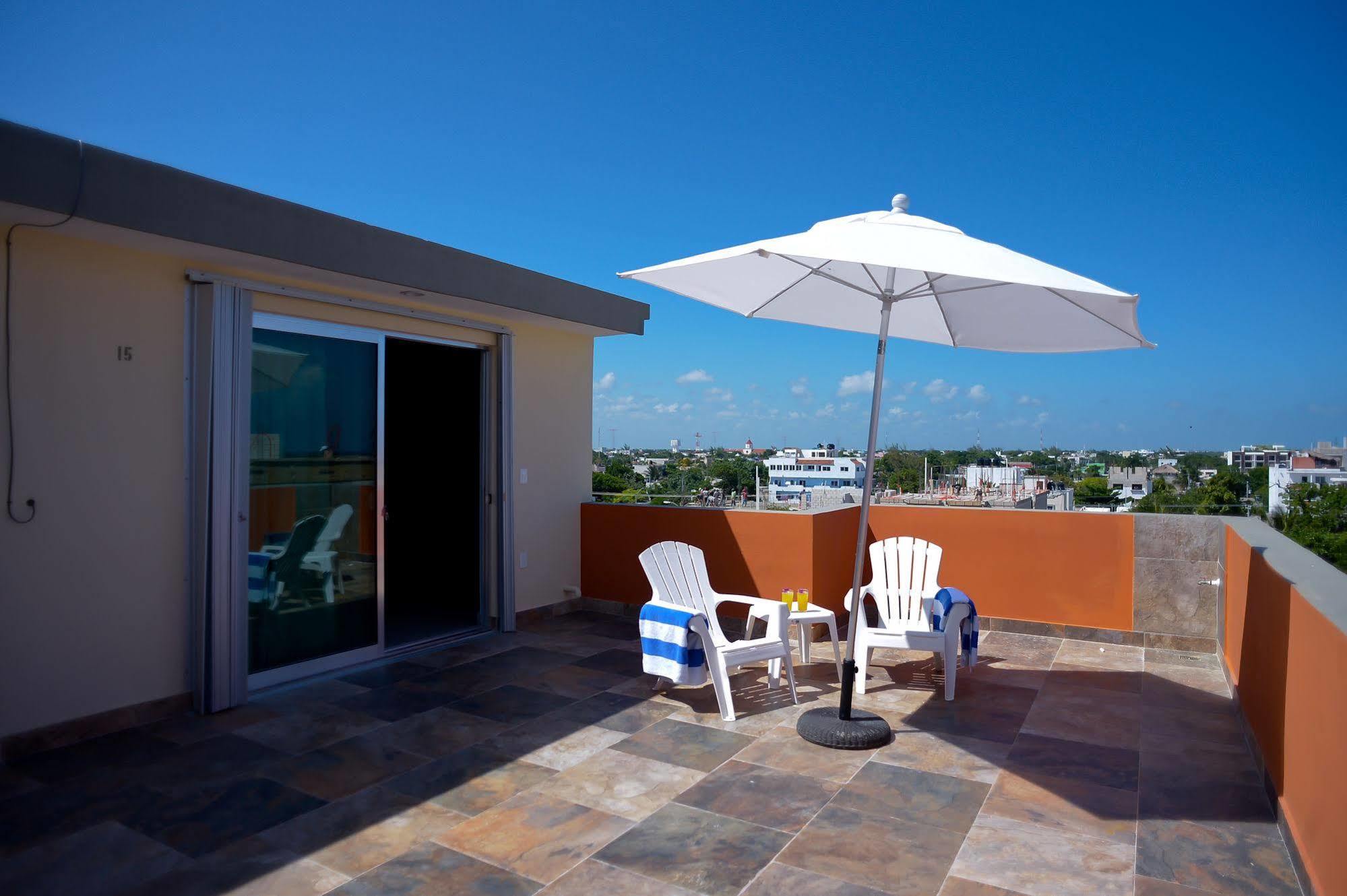 Sunrise 42 Suites Hotel Playa del Carmen Exteriör bild